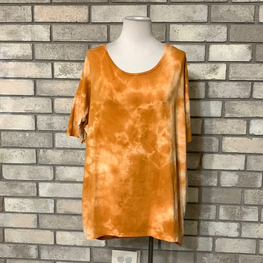 3for$20 tie dye long top small
